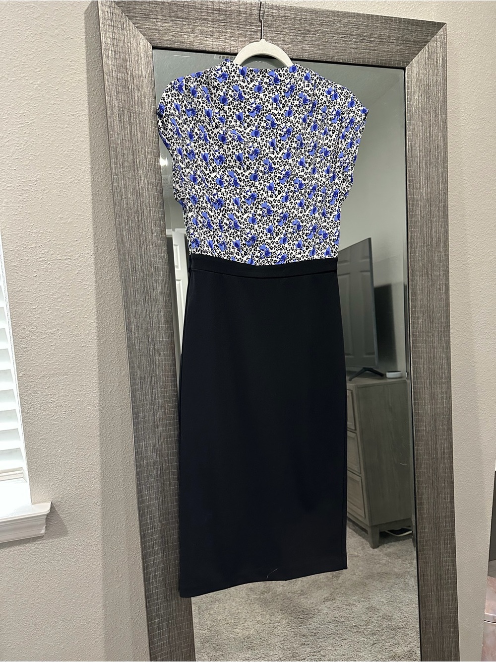 Express Floral Blue and Black Pencil Skirt Dress Midi Size XS